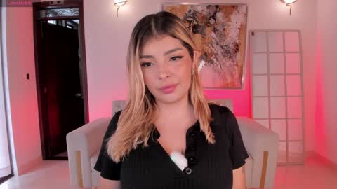 Snapshot of lisamonroe_ chatting on January 20, 2025, 8:18 pm LISA MONROE online show from January 20, 2025, 8:18 pm