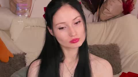 Snapshot of lisamooore chatting on December 2, 2025, 12:10 pm Lisa Moore online show from December 2, 2025, 12:10 pm