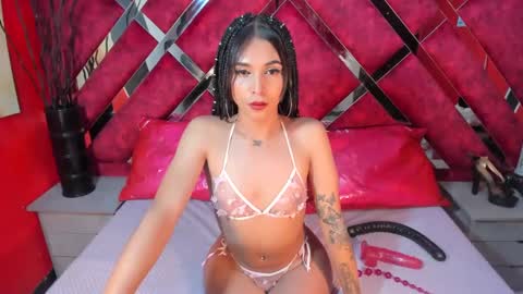 Snapshot of lisbethqueen_ chatting on December 31, 2024, 8:12 pm lily online show from December 31, 2024, 8:12 pm