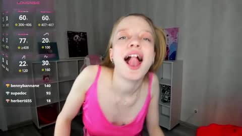 Snapshot of lissa_kitsune chatting on January 25, 2025, 1:41 pm Lissa online show from January 25, 2025, 1:41 pm