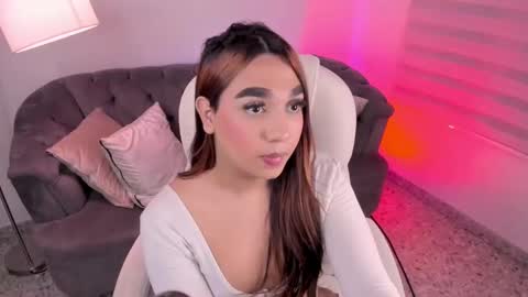 Lisssa online show from November 18, 2025, 7:51 pm