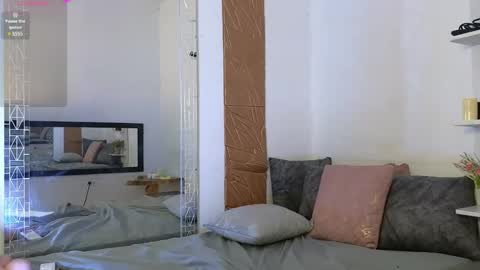 Snapshot of lissawild_ chatting on February 18, 2025, 11:30 pm ss  online show from February 18, 2025, 11:30 pm