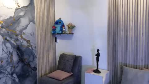 Snapshot of lissawild_ chatting on September 23, 2025, 8:12 pm ss  online show from September 23, 2025, 8:12 pm