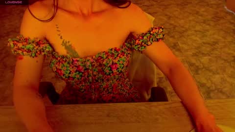 Liss online show from September 25, 2025, 4:00 pm