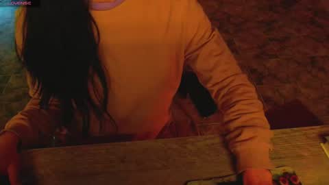 Liss online show from November 16, 2025, 2:39 am