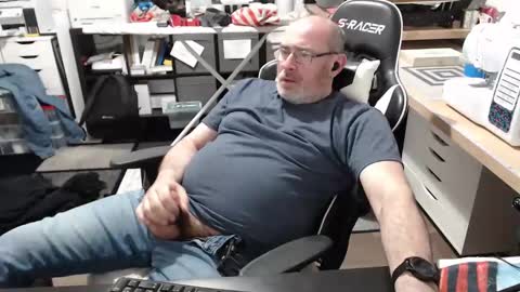 litemike7 online show from March 11, 2025, 2:32 am