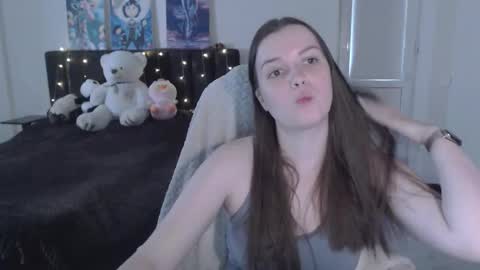 Snapshot of little__flowers chatting on September 23, 2025, 8:50 am little__flowers online show from September 23, 2025, 8:50 am