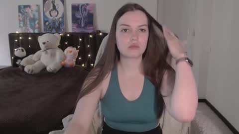 Snapshot of little__flowers chatting on October 5, 2025, 6:56 am little__flowers online show from October 5, 2025, 6:56 am