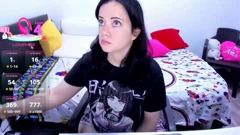 Snapshot of little_angely chatting on November 25, 2025, 5:18 am Angely online show from November 25, 2025, 5:18 am