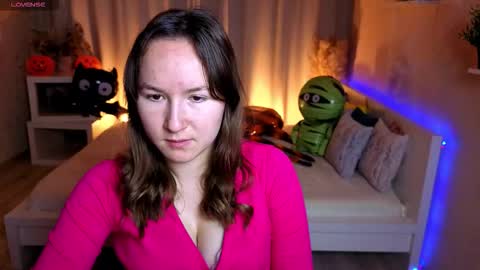 Alexandra online show from October 31, 2025, 2:56 am