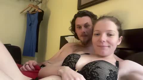 Snapshot of little_kiity_chloe chatting on October 29, 2025, 5:10 am Kitty Chloe and Tamer online show from October 29, 2025, 5:10 am