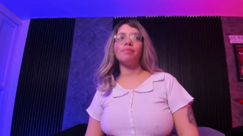 Maeve  online show from December 27, 2024, 3:53 am