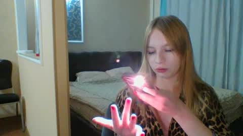 Snapshot of little_mariaa chatting on December 14, 2025, 6:23 pm Maria online show from December 14, 2025, 6:23 pm