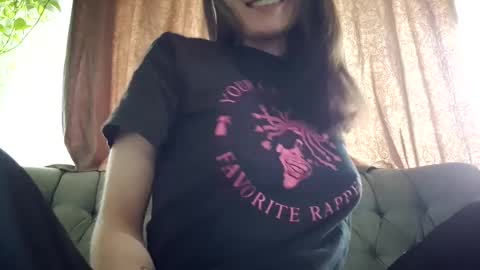 Snapshot of little_missness chatting on March 12, 2025, 7:38 pm little_missness online show from March 12, 2025, 7:38 pm