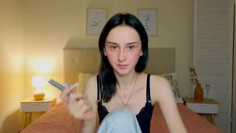 Snapshot of little_mollee chatting on October 3, 2025, 4:15 pm little_mollee online show from October 3, 2025, 4:15 pm