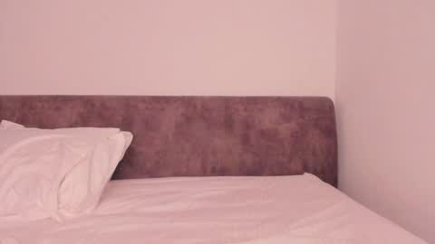 hey im anna online show from December 13, 2024, 9:35 am