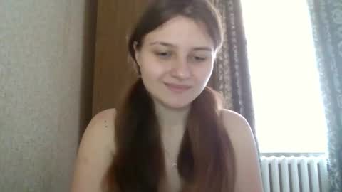 little_shygirl_ online show from February 2, 2025, 10:02 am