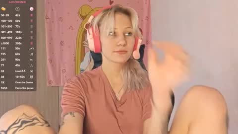 Snapshot of little_soyia chatting on September 25, 2025, 8:29 am Lana online show from September 25, 2025, 8:29 am
