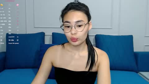 Kwan online show from October 7, 2025, 1:30 pm