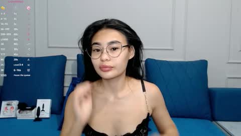 Kwan online show from November 12, 2025, 4:07 pm