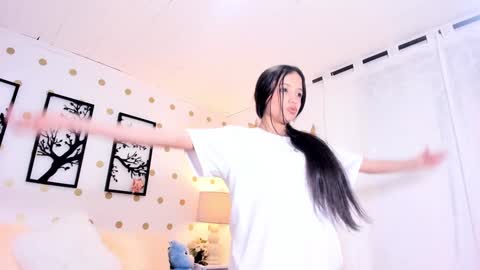 Ari online show from February 4, 2025, 8:59 pm