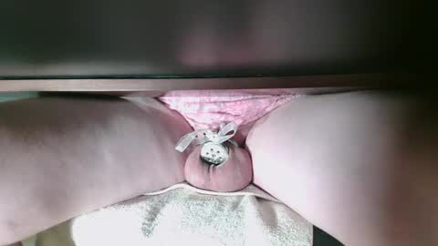 Littlleclitty247 online show from November 8, 2025, 6:02 am