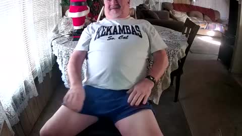 Snapshot of littled83057 chatting on December 26, 2024, 10:09 pm Littled83057 online show from December 26, 2024, 10:09 pm