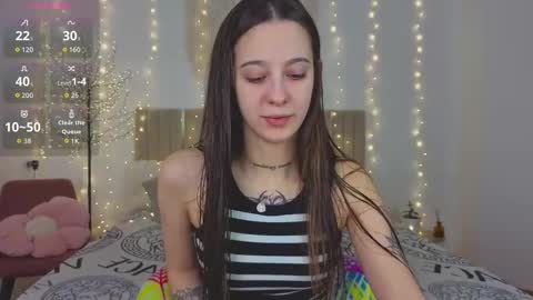 Lana online show from December 15, 2025, 8:07 am