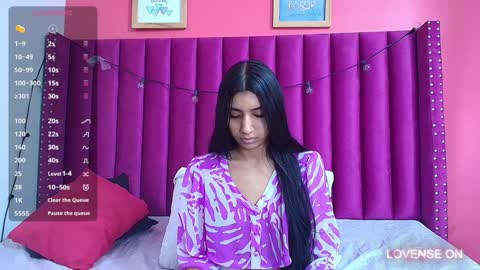 Snapshot of littlee_emilyy_ chatting on December 12, 2024, 6:53 pm Emily  online show from December 12, 2024, 6:53 pm