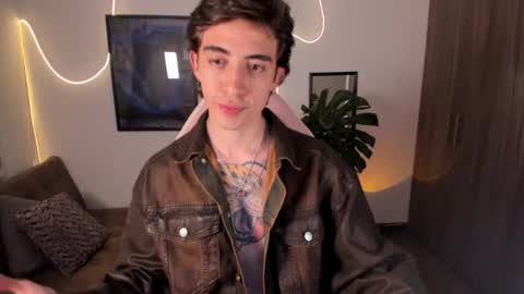 Ferxxo online show from January 1, 2025, 6:05 am