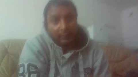 Snapshot of littleindiancock4girls chatting on December 16, 2025, 9:36 am littlekiki online show from December 16, 2025, 9:36 am