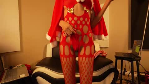 Maddy online show from December 22, 2025, 11:57 pm