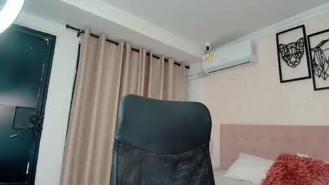 Sarahs Room online show from October 1, 2025, 9:10 pm