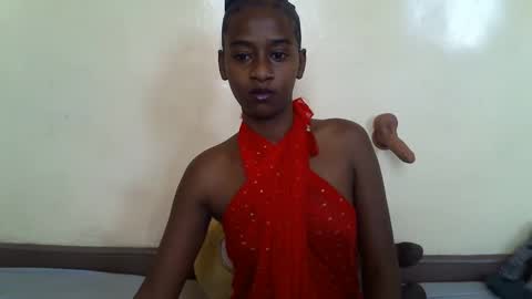 littlesandie online show from February 26, 2025, 5:53 am