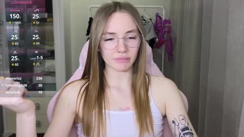 Eliana online show from February 6, 2025, 1:43 pm