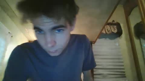 livetyy online show from September 15, 2025, 9:48 pm