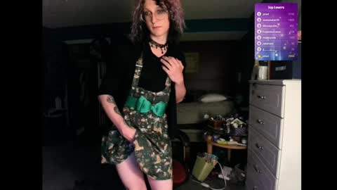 Livolio online show from January 1, 2025, 3:45 am