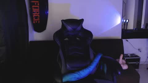 Snapshot of liz_beths chatting on October 20, 2025, 4:51 pm Elizabeth online show from October 20, 2025, 4:51 pm