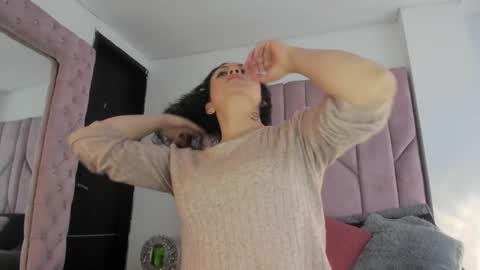 Liz  online show from January 28, 2025, 12:22 pm