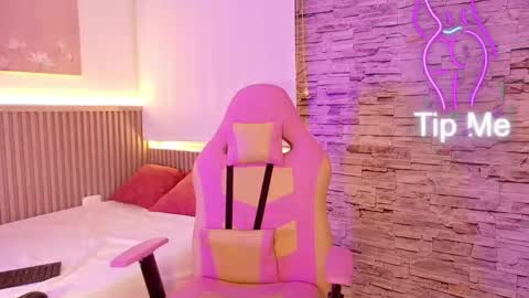 Snapshot of liz_monserrat chatting on October 8, 2025, 7:44 pm liz_monserrat online show from October 8, 2025, 7:44 pm