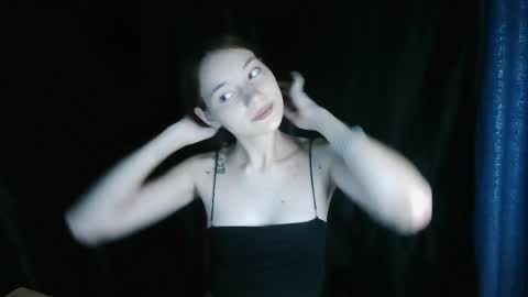 Snapshot of liza__kitty chatting on September 8, 2025, 5:01 pm Liza Kitty online show from September 8, 2025, 5:01 pm