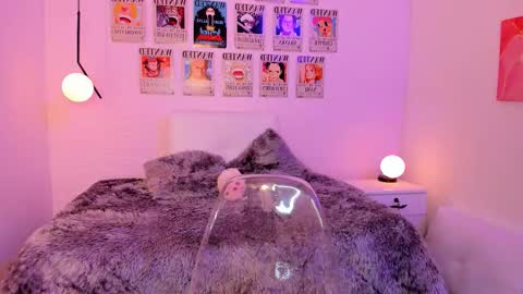 Snapshot of liza_bennet chatting on October 28, 2025, 5:00 am Liza online show from October 28, 2025, 5:00 am