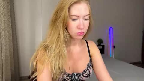 Liza online show from October 19, 2025, 1:12 pm