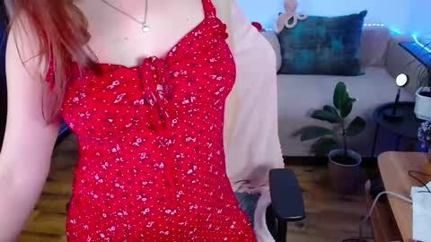 Snapshot of lizaswan chatting on March 1, 2025, 6:32 pm LIzaSwan online show from March 1, 2025, 6:32 pm