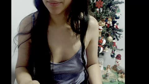 lizz1305 online show from December 13, 2024, 3:21 pm