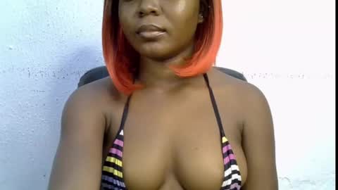 Snapshot of lizzy_petite chatting on September 11, 2025, 11:16 pm lizzy online show from September 11, 2025, 11:16 pm