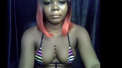 Snapshot of lizzy_petite chatting on September 15, 2025, 11:10 am lizzy online show from September 15, 2025, 11:10 am