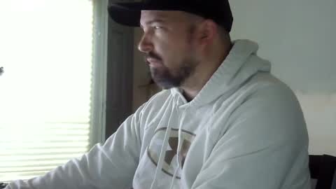 lj345689 online show from September 10, 2025, 1:33 pm