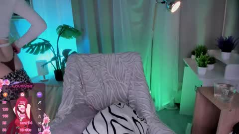 Snapshot of llkadream chatting on September 14, 2025, 7:07 am Arina online show from September 14, 2025, 7:07 am
