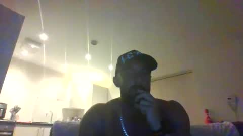 Snapshot of llleeeooonnn69 chatting on September 12, 2025, 7:14 pm Leon online show from September 12, 2025, 7:14 pm